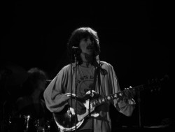 beatlesphoto:  George Harrison 1974