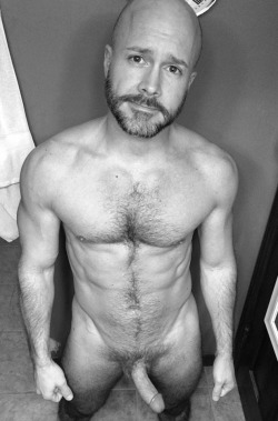 photos-of-nude-men: Reblog from sftlv, 72k+ posts, 150.2 daily.