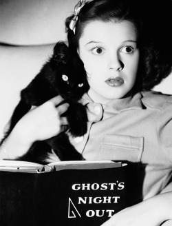  Judy Garland 