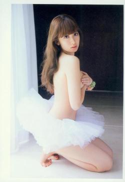 genjoshi:  ganpukudou:  小嶋陽菜 http://ift.tt/1ojQTJq