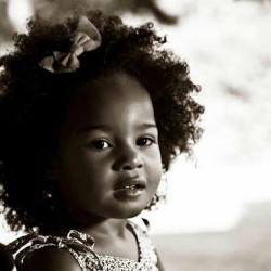 luvyourmane:  Cutie!! 😘 #luvyourmane #blackgirlsrock #blackisbeautiful