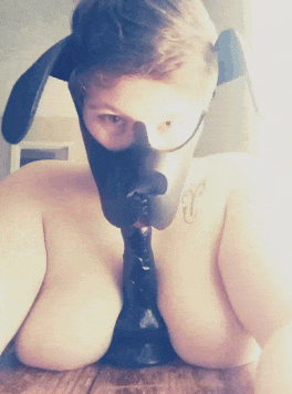 p0cket-pup:ok so I guess Pocket DOES give blowjobs with her mask