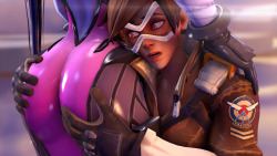 Tracer enjoying the view of Widowmaker’s booty