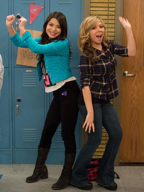 Jennette McCurdy and Miranda Cosgrove it’s time for the chastity tube!