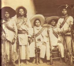 cazadordementes:    Rebeldes Huicholes. Revolución Mexicana