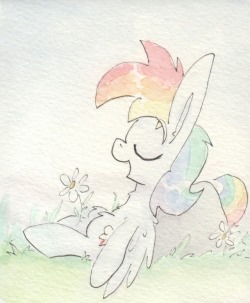 slightlyshade:It’s a relaxy Rainbow Dash! Very necessary chillaxing,