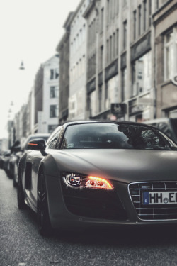 azearr:  R8 Spyder 