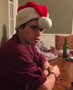 camiboyce: “Naughty list? Jokes on you, I also celebrate Hanukkah.”