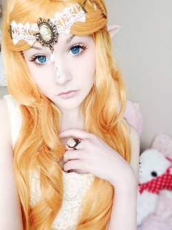 eikkibunny:Elf queen🍂 (even thought I just look like malon)