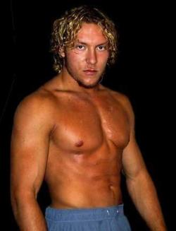 hotcelebs2000:  KENNY OMEGA