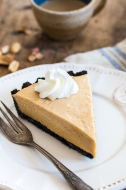 galleryofsweets:  Peanut Butter Pie 