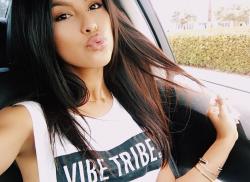 Kisses from the leader of #VIBETRIBE. Kidding. 😜 @hashedapparel