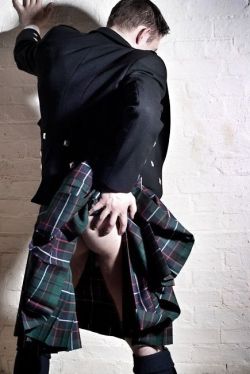 Flashing men in kilts