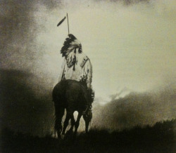 justenoughisplenty:  Plains Indian Chief Ca 1908; National Anthropological