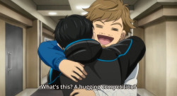 exyankee: HE HAD NO IDEA WHAT WAS HAPPENING BUT HE HUGGED YURI