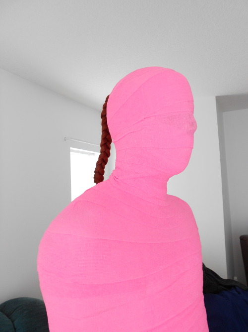 caseheart:  Why decorate with lamps/pictures when you can have some of these!! 