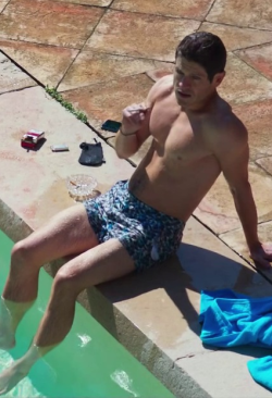 mynewplaidpants:Iwan Rheon at the pool