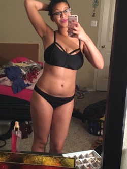 chelseafartnoise:  Finally got a new bikini