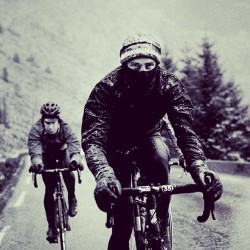 thecyclingbaker:  How I THINK I look on my winter commute.  #cycling