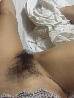 hairypussyselfie:  Thanks again for your submission of your hairy