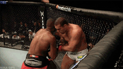 mma-gifs:  UFC 128: Jon Jones vs. Mauricio Rua 