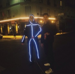 streetzer:  Dark Glow Man 