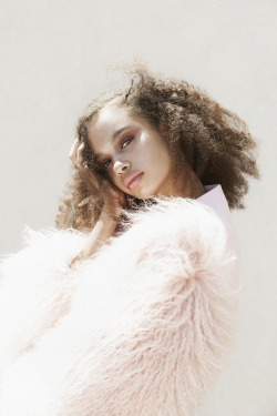 devoutfashion:  Shimma Marie for Yen Magazine by Natalie McKain