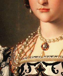 marcuscrassus:  Agnolo Bronzino - Eleonora da Toledo and Her