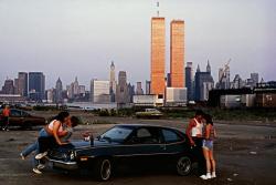 fotojournalismus:New York, 1983. Photos by Thomas Hoepker.(via moarrrmagazine)