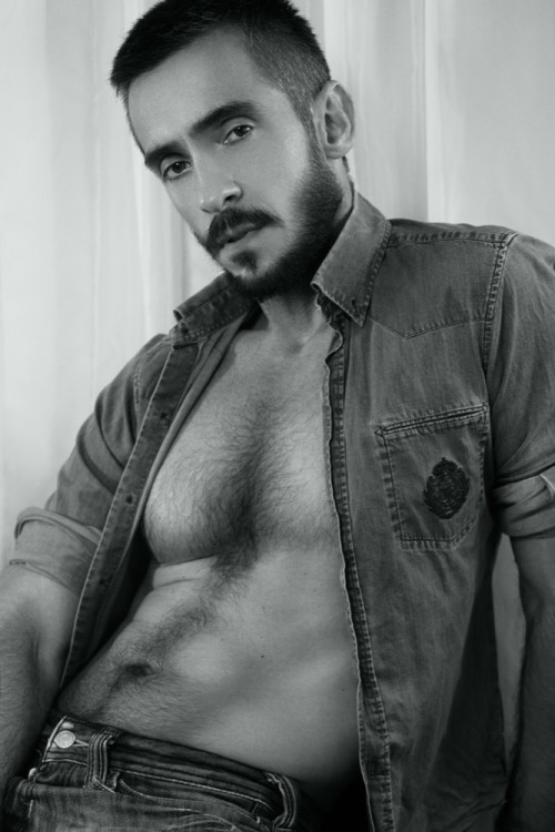 Nico Urquiza by Exterface