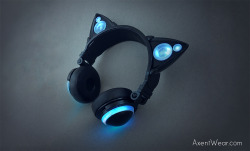 axentwear:  Here’s a photo of our first prototype! While we’ll