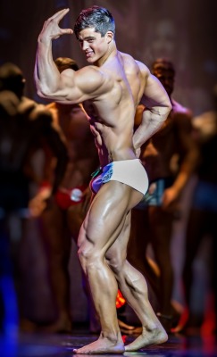 musclegod777:  IMO: NEARLY PERFECT CLASSIC / ATHLETIC BODYBUILDING