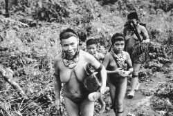 Akuntsu during the first official contact. Photo: Marcos Mendes,