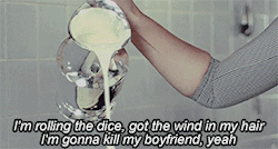 lifeinavividdream:    I’m rolling the dice, got the wind in
