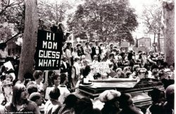 70rgasm:  ‘Hi Mom, Guess What!’ - The first gay pride rally