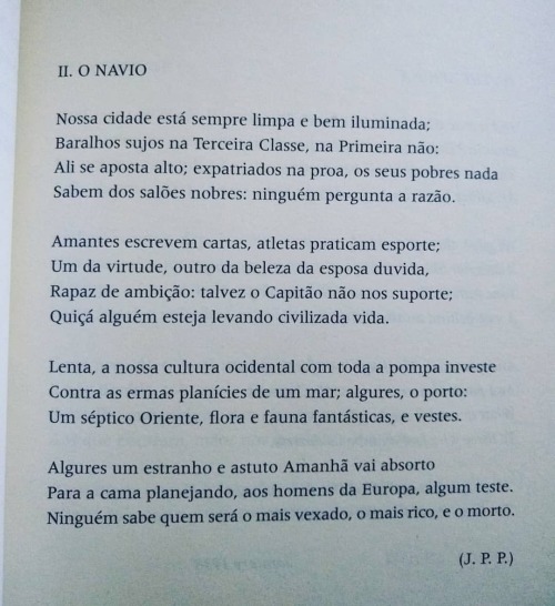 temploculturaldelfos:W. H. Auden, no livro ‘Poemas’. tradução