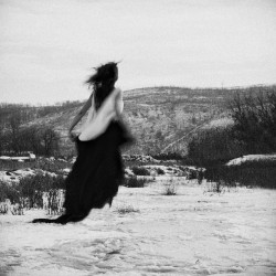 nicoonmars:  fly away by Natalia Ciobanu 
