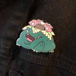 cornerof5thandvermouth:  retrogamingblog:  Chubby Pokemon Pins