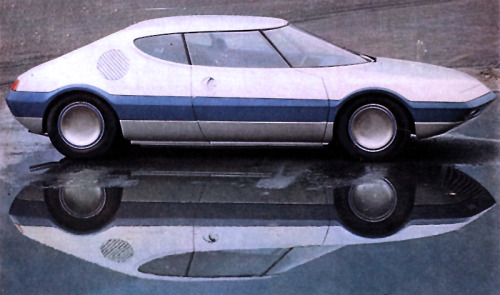 carsthatnevermadeit:  carsthatnevermadeit:  Bertone NSU Trapeze, 1973. A mid-engined concept with four seats in a trapezoidal configuration and a rotary engine   In case you missed it, a rotary concept from 1973 by Bertone