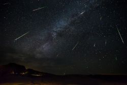 the-wolf-and-moon:  Perseid Meteor Shower, Star Rain