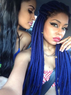 dollsofbeauty:  fashionkilllaaz:  dyehardblackhair:  lokitaraine: