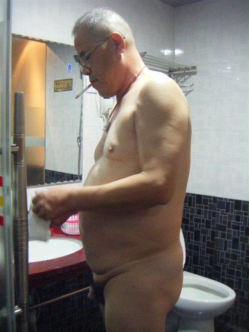 daddybearchub.tumblr.com/post/94230842762/