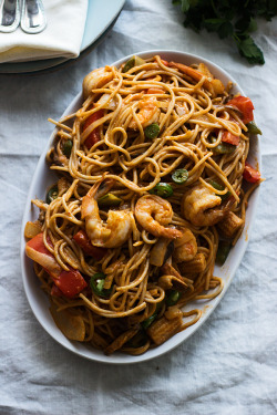 lustingfood:  COMBINATION RED CURRY & COCONUT NOODLES