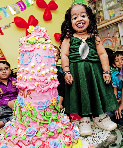 fionagoddess:  Happy Birthday, Jyoti Amge (December 16, 1993)