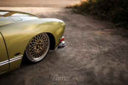 stancespice:  Nicolas Wlostowski’s ‘73 Karmann Ghia by blog.carrtel.com