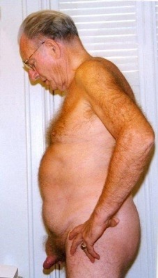 Enjoy hundreds of pictures of hot mature men and naked grandpas.