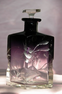 coisasdetere:  Perfumes - Purple Crystal to Clear Moser Perfume