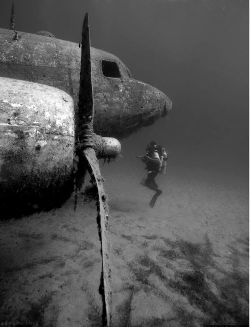 specialcar:  C-47 on sea floor.