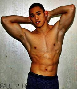 mypersonaldreamguys:  http://viet-x-spykes.tumblr.com/ 