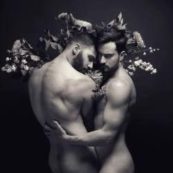 Hot and sexy men only!